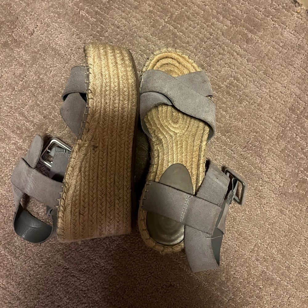Marc fisher platforms size 5